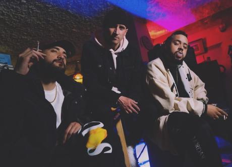 Javi Blues y Rap Bang Club le cantan a los amores intensos en ‘Qué voy a hacer’