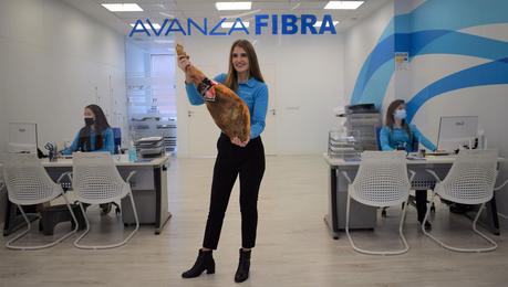 Avanza Fibra regala un jamón de Guijuelo al contratar sus tarifas de internet y móvil
