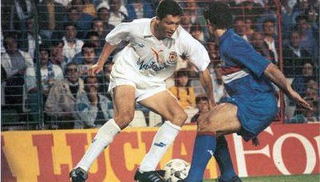 Lubo Penev fue la estrella de un Valencia gris. 