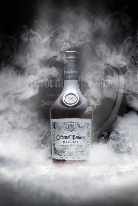 Sánchez Romate presenta «Nebulis»