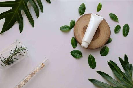 L’INFINITO Cosmetics presenta la línea de productos con ácido hialurónico