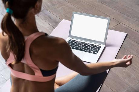 ¿Cómo elegir un profesorado de yoga online? ¿Cómo elegir un profesorado de yoga online?