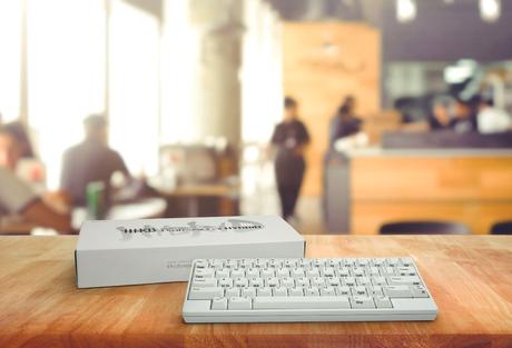 Happy Hacking Keyboard celebra 25 años con una edición limitada del HHKB Professional HYBRID Type-S Snow
