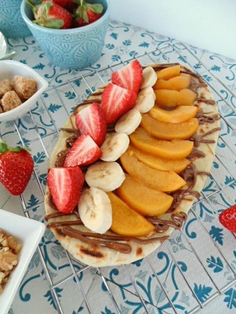 Brunch dulce. Gofres Carrot cake & flatbread con fruta