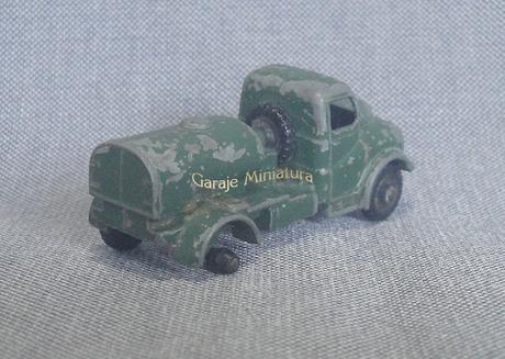 Camión militar cisterna Austin K9 de Matchbox Camión militar cisterna Austin K9 de Matchbox