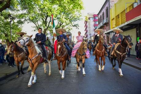 Se vuelve a realizar el desfile por aniversario por  la Revolución Mexicana