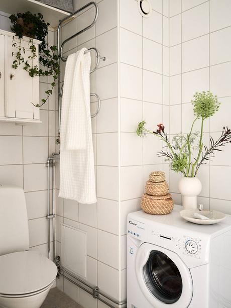 delikatissen vintage verde empolvado scandinavian tiny kitchen scandi green pintura verde cocina paredes verdes green kitchen estilo nórdico colores decoración verde cosy kitchen cosy decor  