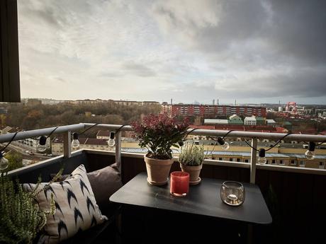 delikatissen vintage verde empolvado scandinavian tiny kitchen scandi green pintura verde cocina paredes verdes green kitchen estilo nórdico colores decoración verde cosy kitchen cosy decor  