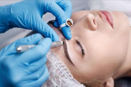 Microblading en Valencia con la Dra. Lizeth Alba Microblading en Valencia con la Dra. Lizeth Alba