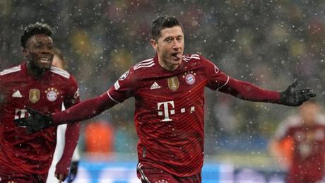 Robert Lewandowski anotó gol de chilena para el Bayern Múnich