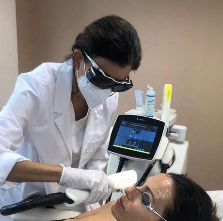 El tratamiento de rejuvenecimiento con IPL que consigue resultados visibles desde la primera sesión