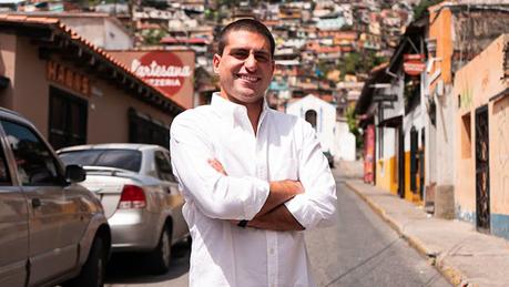 Ola de repudio en #Venezuela contra un concejal electo de la oposición que llamó 