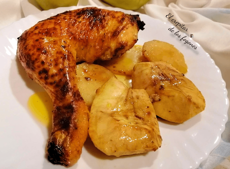 PASTEL INVERTIDO DE MANZANA CARAMELIZADA CON MERMELADA DE MELOCOTÓN pastel invertido de manzana