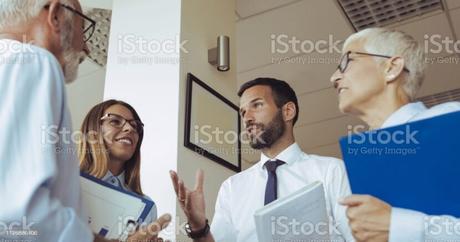 Cómo motivar la colaboración de millennials y viejennials en la empresa Cómo motivar la colaboración de millennials y viejennials en la empresa