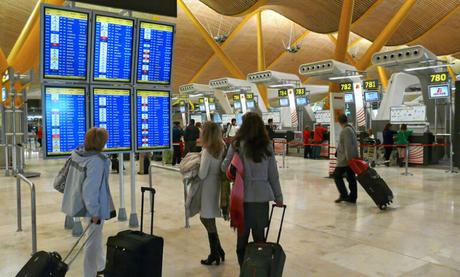 El INSS explica que hacer si viajas a un país de la UE y no puedes esperar la Tarjeta Sanitaria Europea