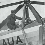 1930:El Infante don Jaime y La Cierva en su autogiro en Santander