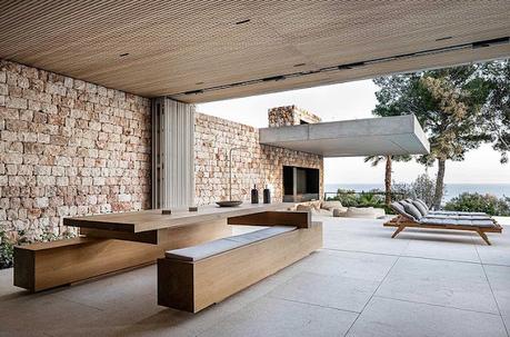 Residencia Minimalista en Piedra en Mallorca