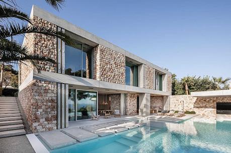 Residencia Minimalista en Piedra en Mallorca