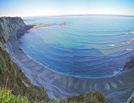 De la Regalina a la Punta Perceberos (Senda Costera en torno a Cadavedo) De la Regalina a la Punta Perceberos (Senda Costera en torno a Cadavedo)