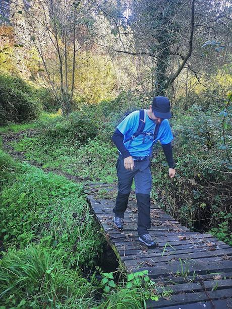 De la Regalina a la Punta Perceberos (Senda Costera en torno a Cadavedo) De la Regalina a la Punta Perceberos (Senda Costera en torno a Cadavedo)