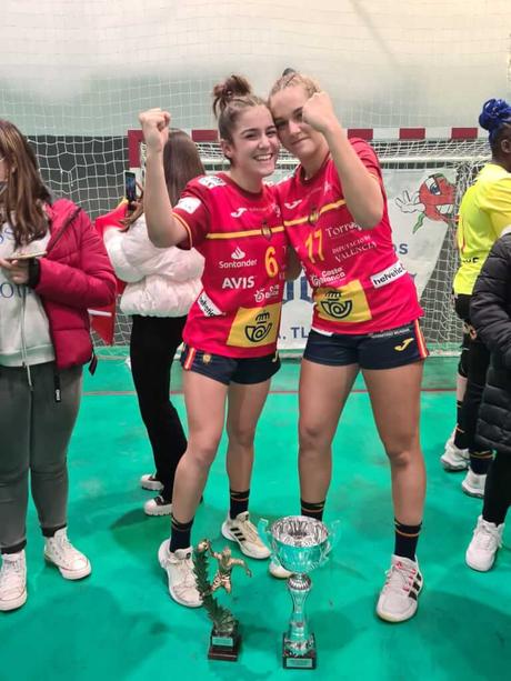 Tres quinteñas, campeonas con sus selecciones