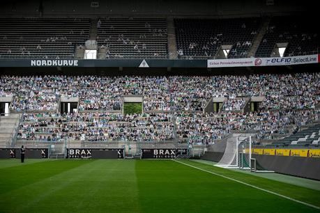 La Bundesliga se prepara para volver a jugar a puerta cerrada