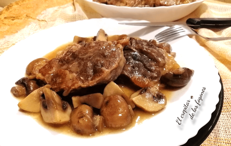 SOLOMILLO DE CERDO EN SALSA DE MANZANA solomillo de cerdo en salsa