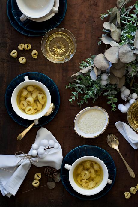 TORTELLINI IN BRODO