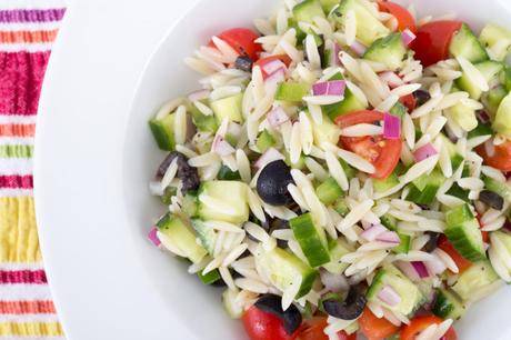 Orzo al estilo mediterráneo