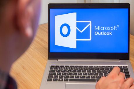 Microsoft Outlook