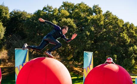 GC-warner-game-show-americano-wipeout-estreia-na-warner-channel-6