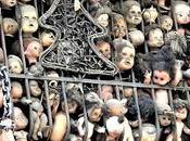 #CURIOSIDADES misterio detrás #terrorifico balcón repleto cabezas #muñecas centro #Caracas #ARTES