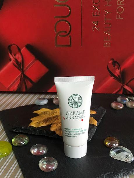 9.WAKAME BY ANNAYAKE Crema intensiva anti-edad multi-protección intensiva. Calendario Adviento 2021 Douglas.