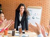 empoderamiento mujer inteligencia emocional, mano proyecto Butterfly