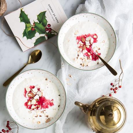 delikatissen Textiles navideños scandinavian design christmas mesas navidad diseño nórdico menaje de mesa navidad fuentes navideñas cristalería navideña christmas table christmas plates scandinavian christmas decorations christmas decor centros decorativos navideños candelabros navideños  