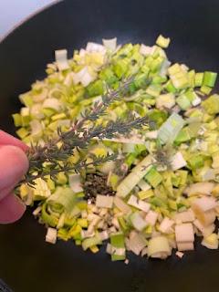 PASTEL DE CARNE  GLASEADO