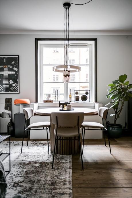 delikatissen tiny scandinavian apartament men´s decor grey black scandi decor estilo nórdico para chicos estilo nórdico oscuro estilo nórdico neutros estilo nórdico moderno estilo nórdico masculino dark scandinavian style  