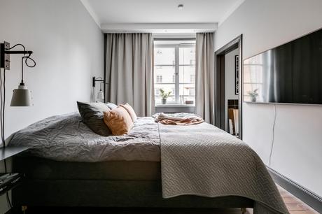 delikatissen tiny scandinavian apartament men´s decor grey black scandi decor estilo nórdico para chicos estilo nórdico oscuro estilo nórdico neutros estilo nórdico moderno estilo nórdico masculino dark scandinavian style  