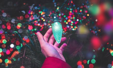 Factura de la luz en Navidad: como evitar gastar de mas