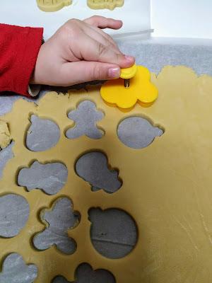 Galletas Navideñas de vainilla - Sin lácteos y sin huevo Galletas Navideñas de vainilla - Sin lácteos y sin huevo