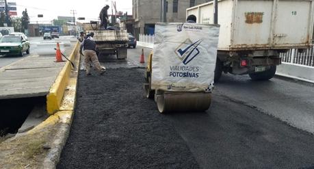 A petición de vecinos rehabilitan avenida Damián Carmona