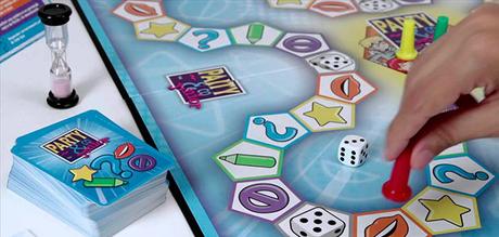 Los nuevos juegos de mesa (y sofá) para jugar en familia