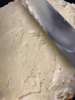 PASTEL DE COCO Y CHOCOLATE BLANCO