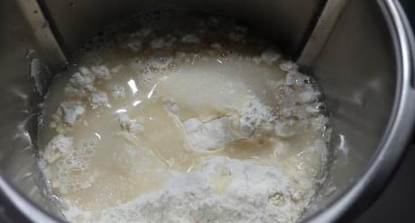 Nevaditos de Navidad con Thermomix ® Ponemos la harina y mezclamos