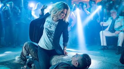 JOLT (IMPULSO) (SACUDIDA) (USA, 2021) Acción, Comedia JOLT (IMPULSO) (SACUDIDA) (USA, 2021) Acción, Comedia