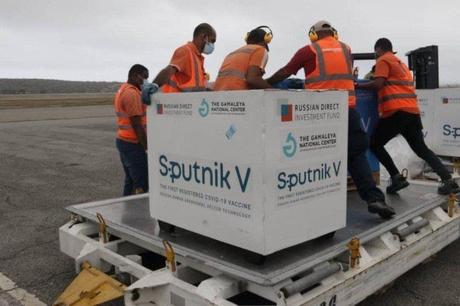 Venezuela recibe un lote con un millón 400 mil dosis de Sputnik Light