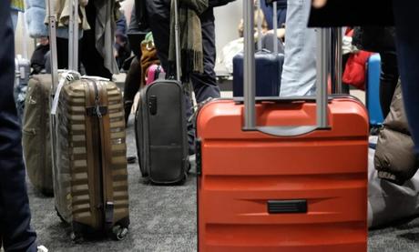 La OSI alerta sobre la estafa de la «maleta retenida» la nueva estafa que se difunde por redes sociales