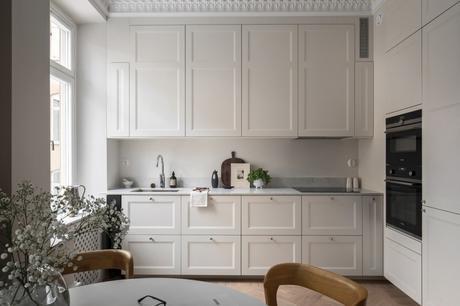 delikatissen scandinavian classic interiors nordic classic decor hard wood floor scandinavian elementos decoración clásicos decoración sueca siglo xx decoración nórdica clásica decoración elegante classic decor  