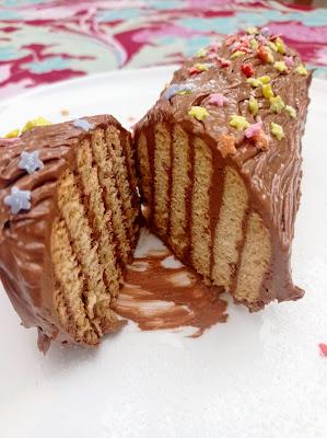 Tronco de galletas y chocolate - Sin lácteos y sin huevo