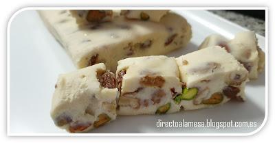 Turrón de queso camembert y frutos secos Turrón de queso camembert y frutos secos